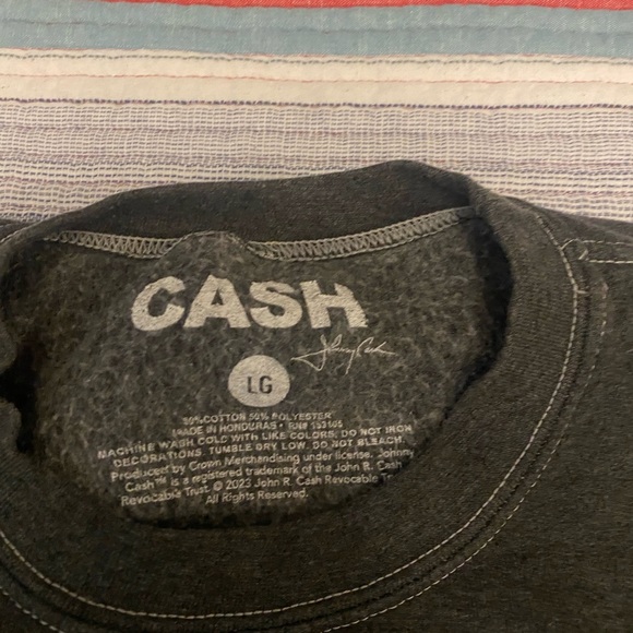 Johnny cash sweatshirt - Picture 3 of 3